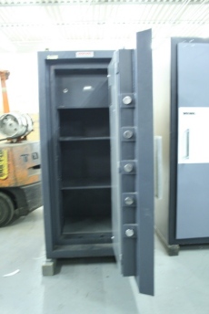 Used ISM Diamond Vault 5521 TRTL30X6 High Security Safe